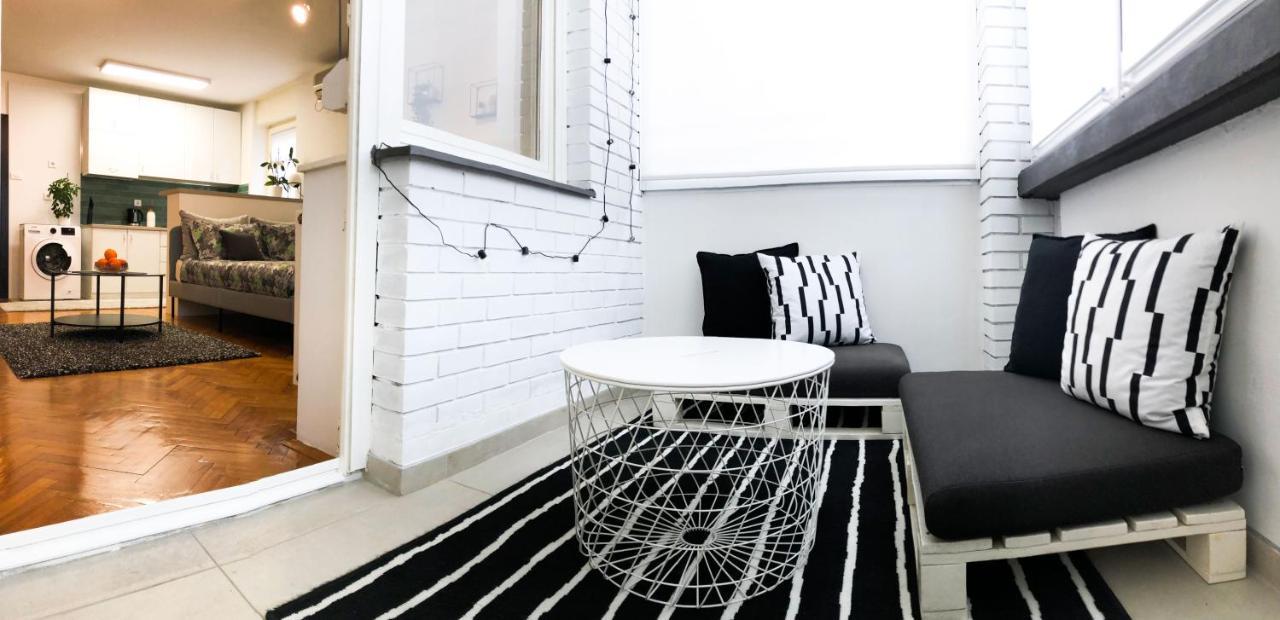 Promo - Flora Apartment Novi Sad Bagian luar foto